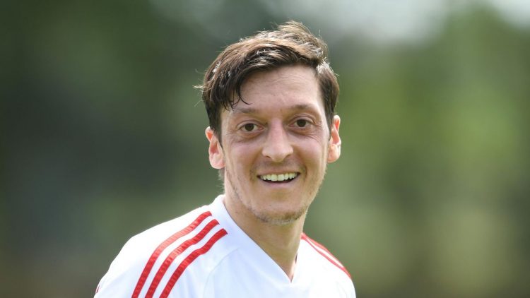 Arsenal midfielder, Ozil agrees deal with Fenerbahce