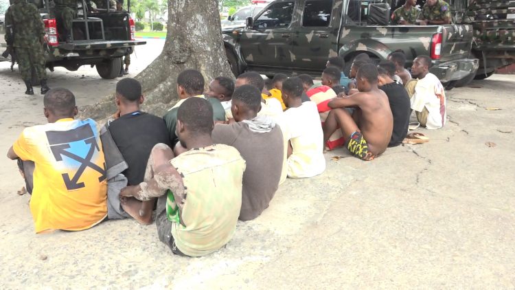 Army parades 21 suspects for crimes in Sapele, other areas