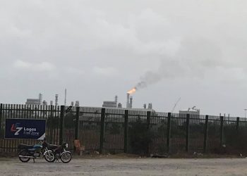 Dangote refinery in Lagos starts production