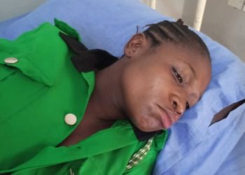 Slap of Akeredolu’s Aide, Odebowale, faints pregnant woman