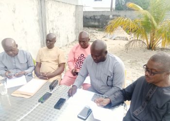 PFAN hands NFF 90-day notice to amend statutes 2010