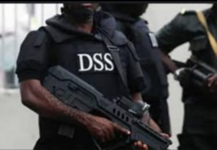 DSS raids Sunday Igboho’s residence, recovers guns, charms