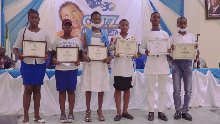 Delta @ 30: Winners of DBS Warri quiz competition receive prizes