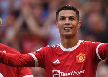 Ronaldo returns to Manchester United with a brace