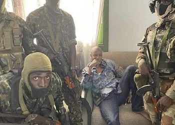 Guinea’s Special Forces soldiers overthrow President Conde 