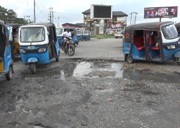Residents of Warri appeal to Okowa, Tidi, to rehabilitate failed portions of roads