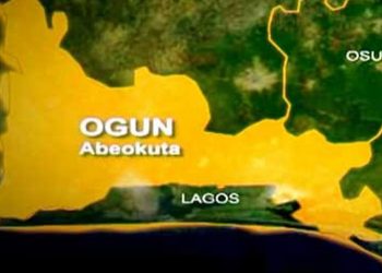 Man hacks rival lover to death in Ogun