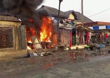 VIDEO: Boxing Day fire outbreak in Agbarho in Delta curtailed by firefighters