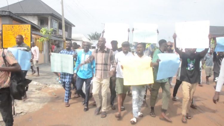 Protest rocks Delta community over Union’s opposition to appointment of indigene as Registrar of College of Education