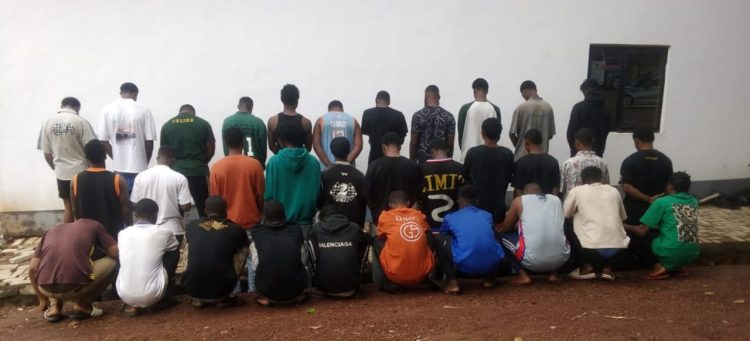 EFCC arrests 32 suspected internet fraudsters in Awka