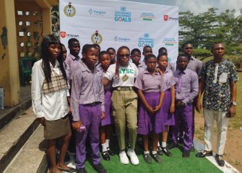 CDS: Corps member in Delta urges teenage students to focus on their goals