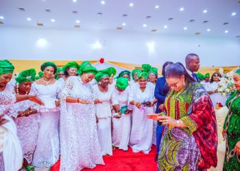 Oborevwori’s wife fulfils campaign promise to Delta market women, hosts them in Government House