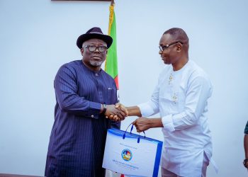 Oborevwori plays host to Oyowe-led Delta NUJ exco, tasks journalists on media ethics