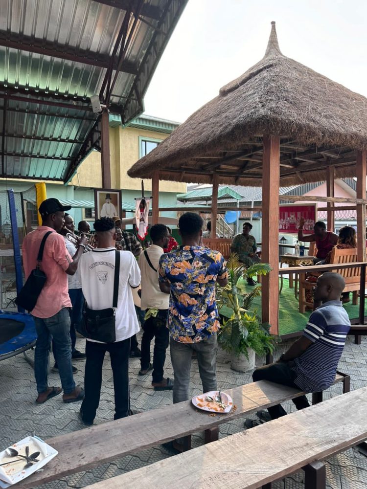 New Year: Cultural dance groups storm Opuaro Museum Warri as ‘Oil City’ booms steadily