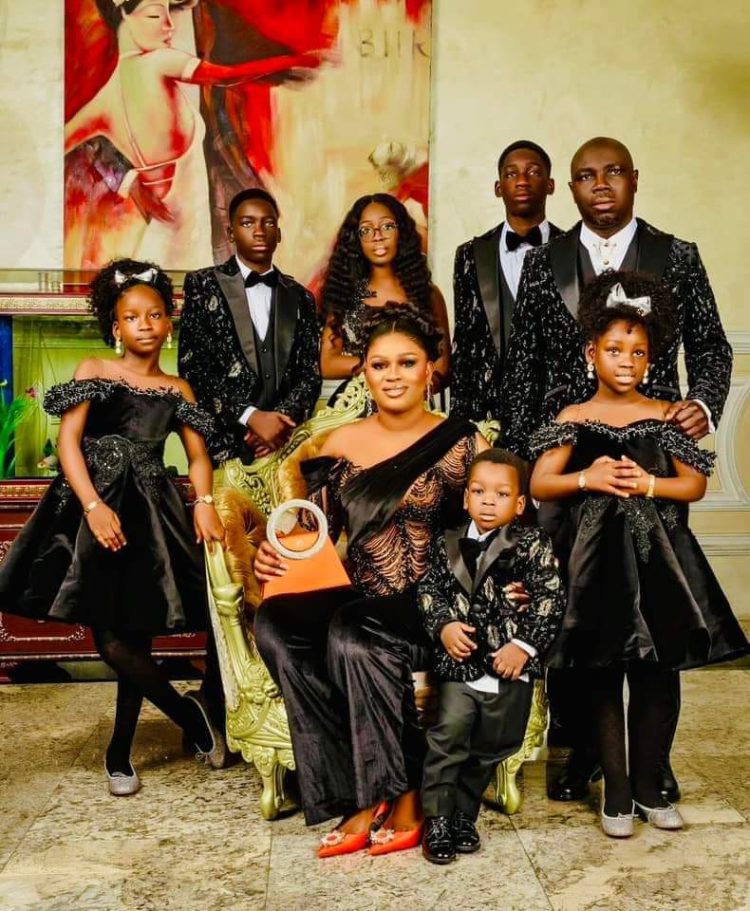 17th Marriage Anniversary: Ashakah congratulates Kestin Pondi