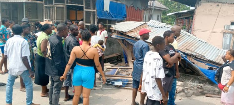 Suspected ‘Yahoo Boy’ crashes car into shops in Orhuwhorun of Delta