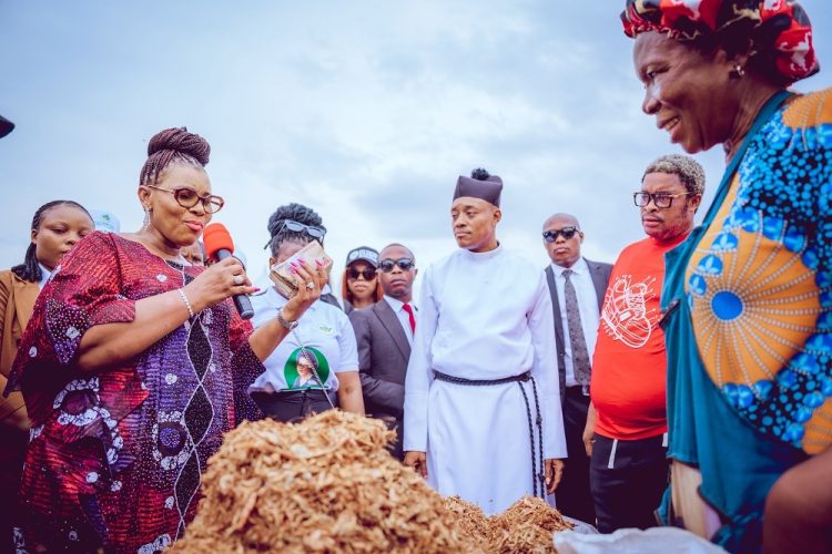 International Women’s Day: Oborevwori’s wife honours female Police Inspector, others, says women are excellent organisers