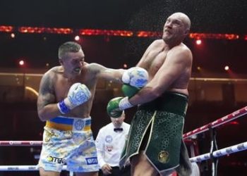 Usyk beats Fury, becomes first undisputed heavyweight champion in four-belt era