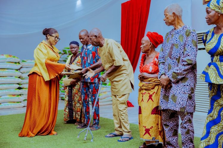 Elderly Support: Oborevwori backs Tinubu’s N50m grant with food, medicare