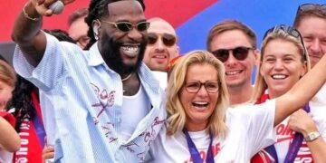Burna Boy Electrifies England Women’s Euro 2025 Victory Parade at Buckingham Palace