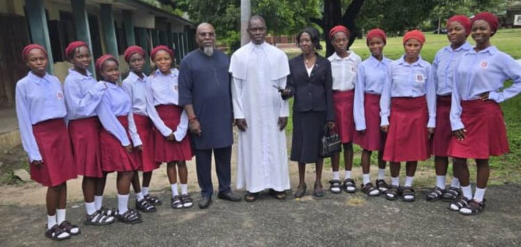 Samuel Adjogbe Foundation Scholars Stand Out as AGGS Ughelli Holds 2025 Graduation Ceremony