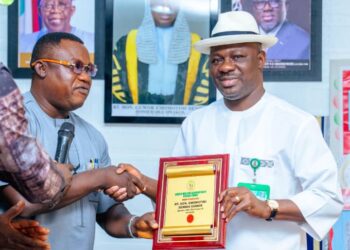 SWAN Confers Award of Excellence on Delta Speaker Guwor