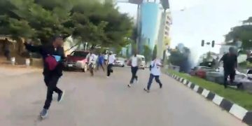 Teargas, Gunfire as #FreeNnamdiKanuNow Protest Erupts in Abuja