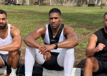 Anthony Joshua Leaves Lagos Hospital, Recuperates at Home After Car Crash