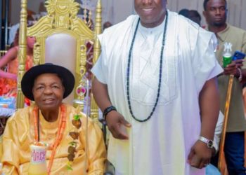 Majemite Mourns Father-in-Law, Chief David Mafuvbe Siakpere, Calls Him “Teacher of Men”