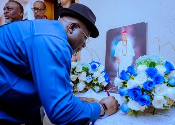 Governor Oborevwori Visits Elue Family, Pays Heartfelt Tribute to Late Deputy Governor