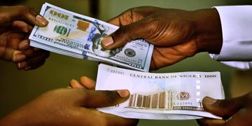 Naira Under Pressure as Forex Volatility Persists
