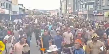 Deadline Day: Thousands Flood South African Streets in Anti-Immigrant Protests