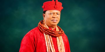 History Beckons as Oborevwori Presents Staff of Office to Oyede’s First Ovie Friday
