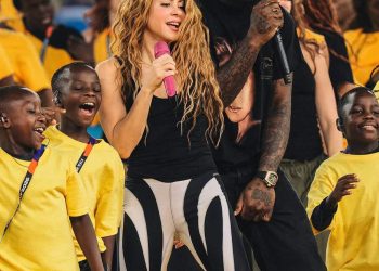‘I’m Obsessed’: Shakira Reveals Why Burna Boy Was Her First Choice for World Cup Anthem
