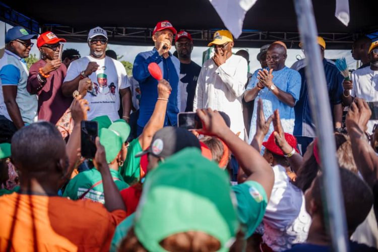 Dafinone Takes Six-Over-Six Campaign to Ethiope West, Sapele as APC Leaders Vow Victory