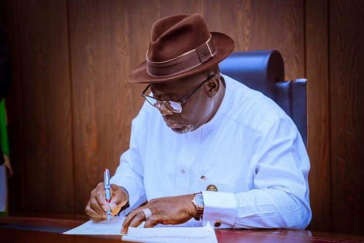 Oborevwori Signs 13th-Month Salary Law, Four Others to Boost Workers’ Welfare, Justice Delivery